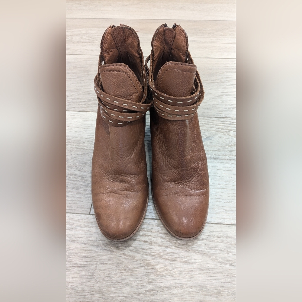 Frye Women's Leather Brown Boots Naomi Pickstich Whiskey Heeled Strappy Size 9.5